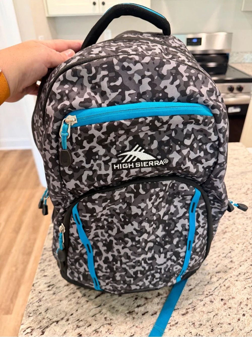 High Sierra Access Laptop Backpack Black Gray Camo Turquoise Travel like New